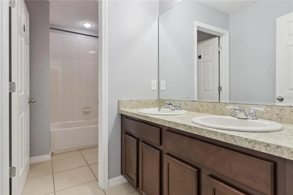 1234 Andalusia Loop Davenport FL 33837