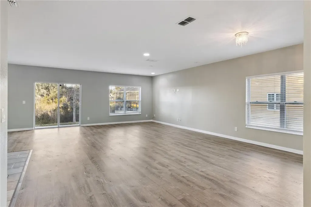 1234 Andalusia Loop Davenport FL 33837