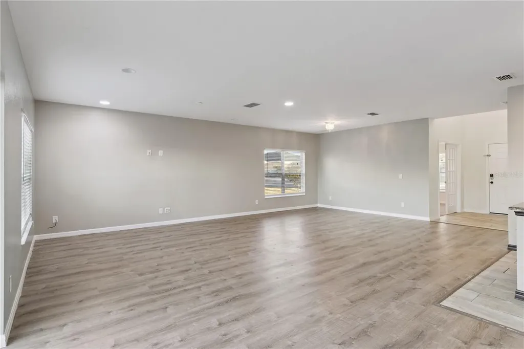 1234 Andalusia Loop Davenport FL 33837
