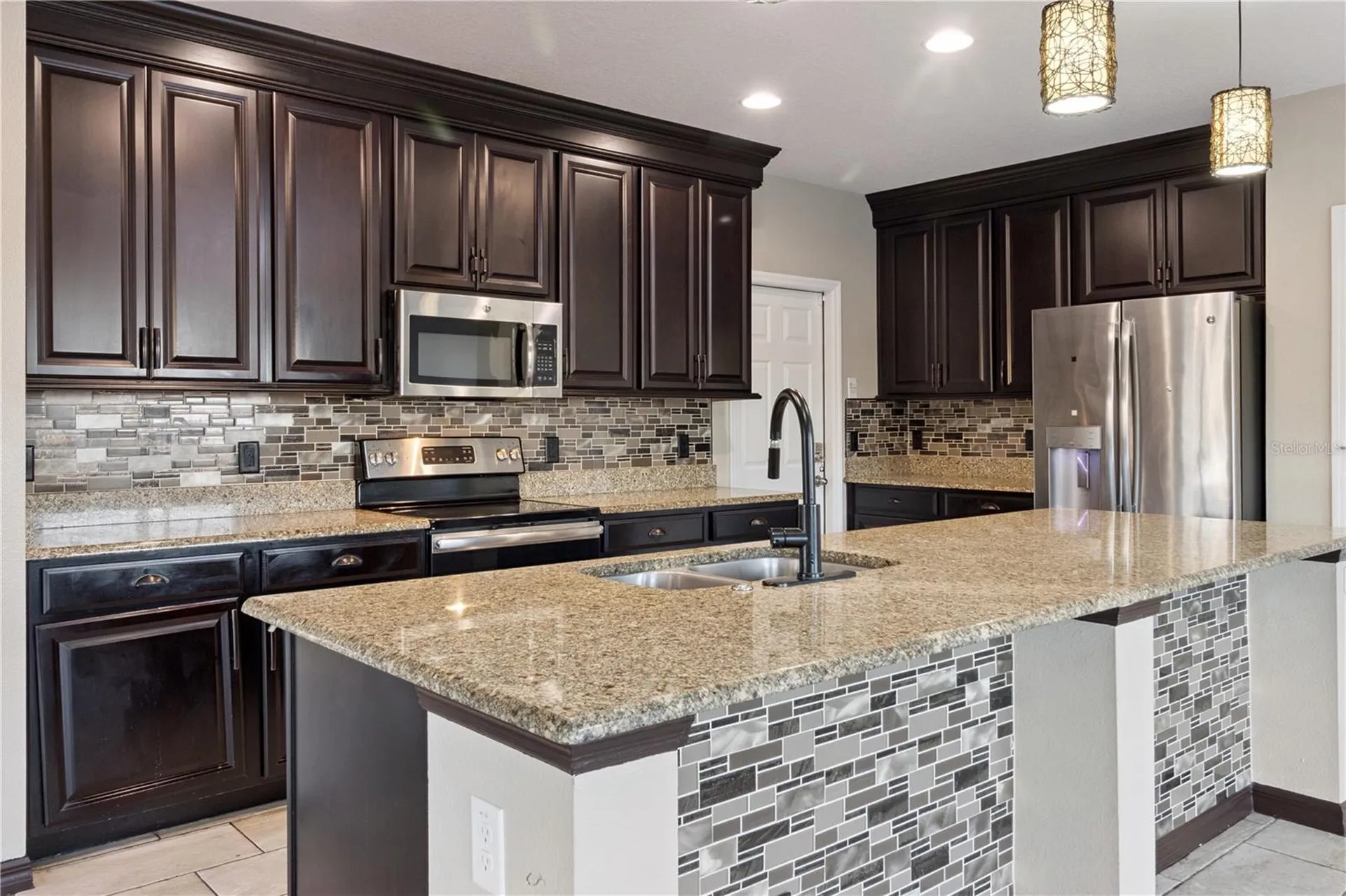 1234 Andalusia Loop Davenport FL 33837