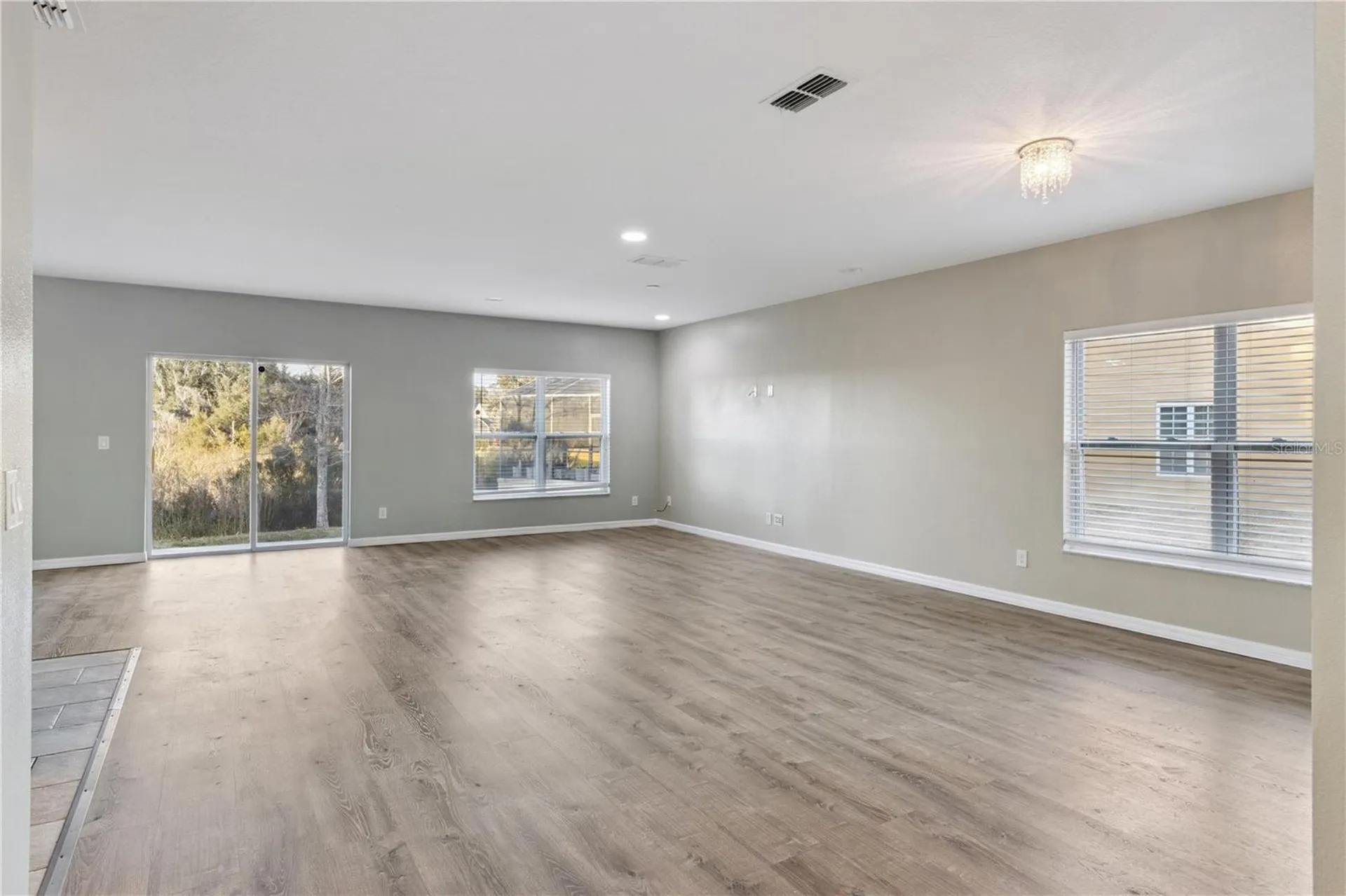1234 Andalusia Loop Davenport FL 33837
