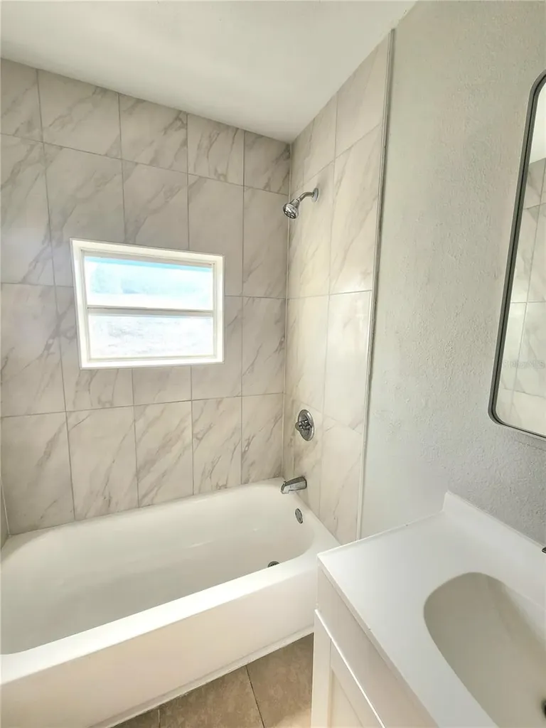 4615 N 38th Street Tampa FL 33610