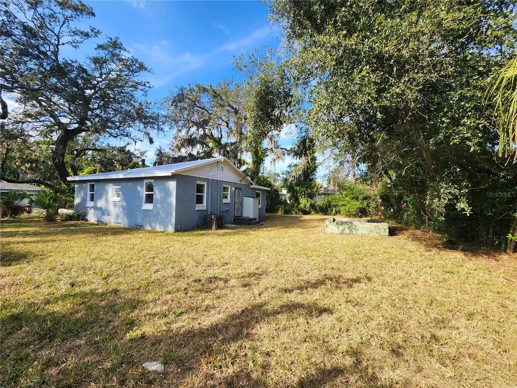 4615 N 38th Street Tampa FL 33610