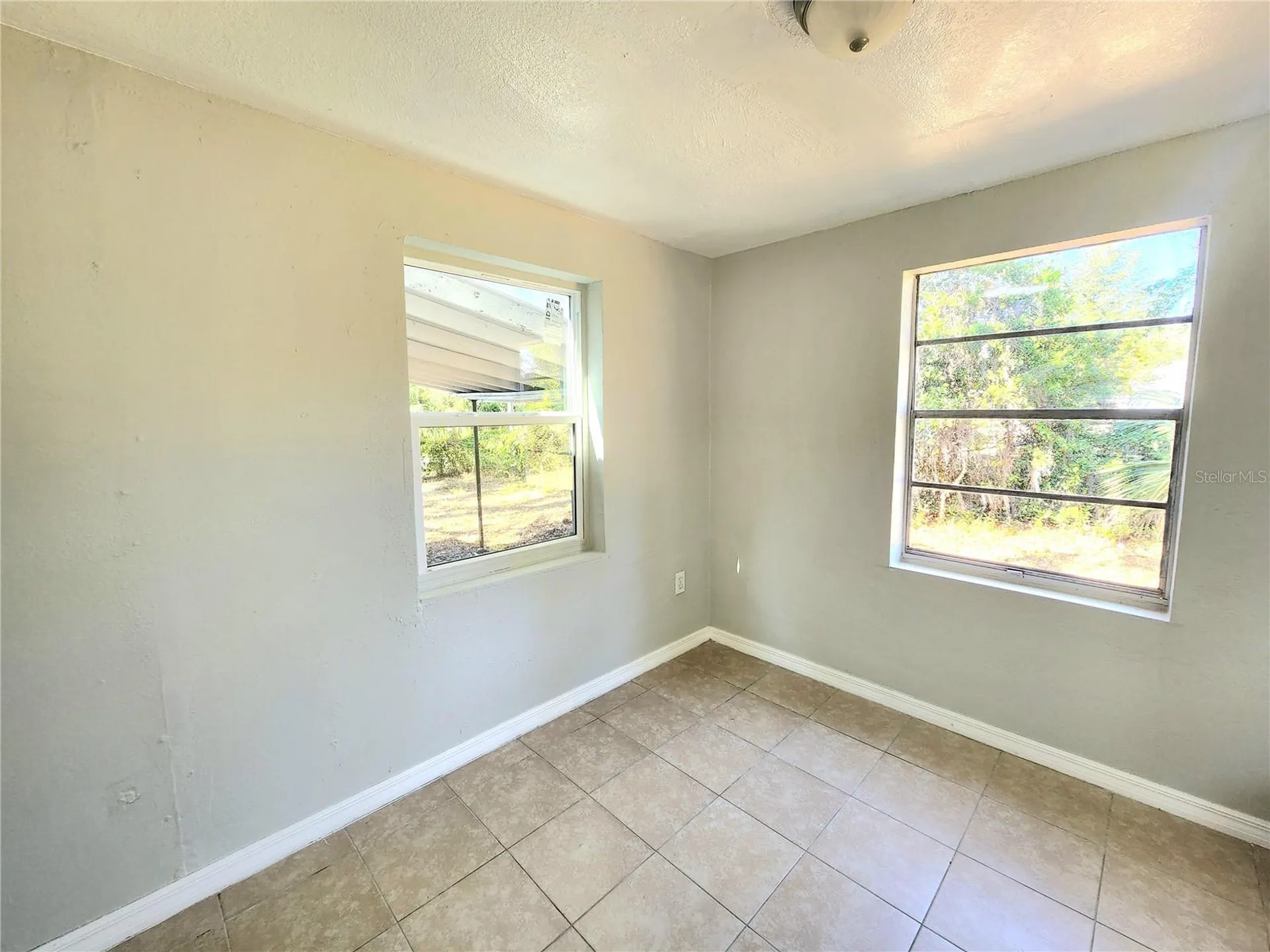 4615 N 38th Street Tampa FL 33610