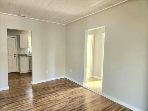 4615 N 38th Street Tampa FL 33610