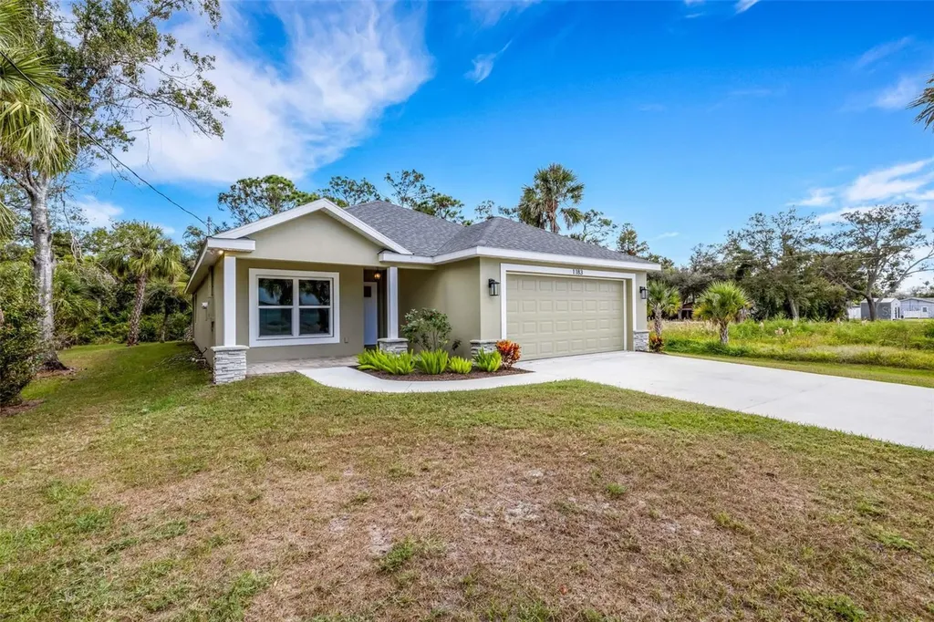 1183 Cedar Avenue Englewood FL 34223