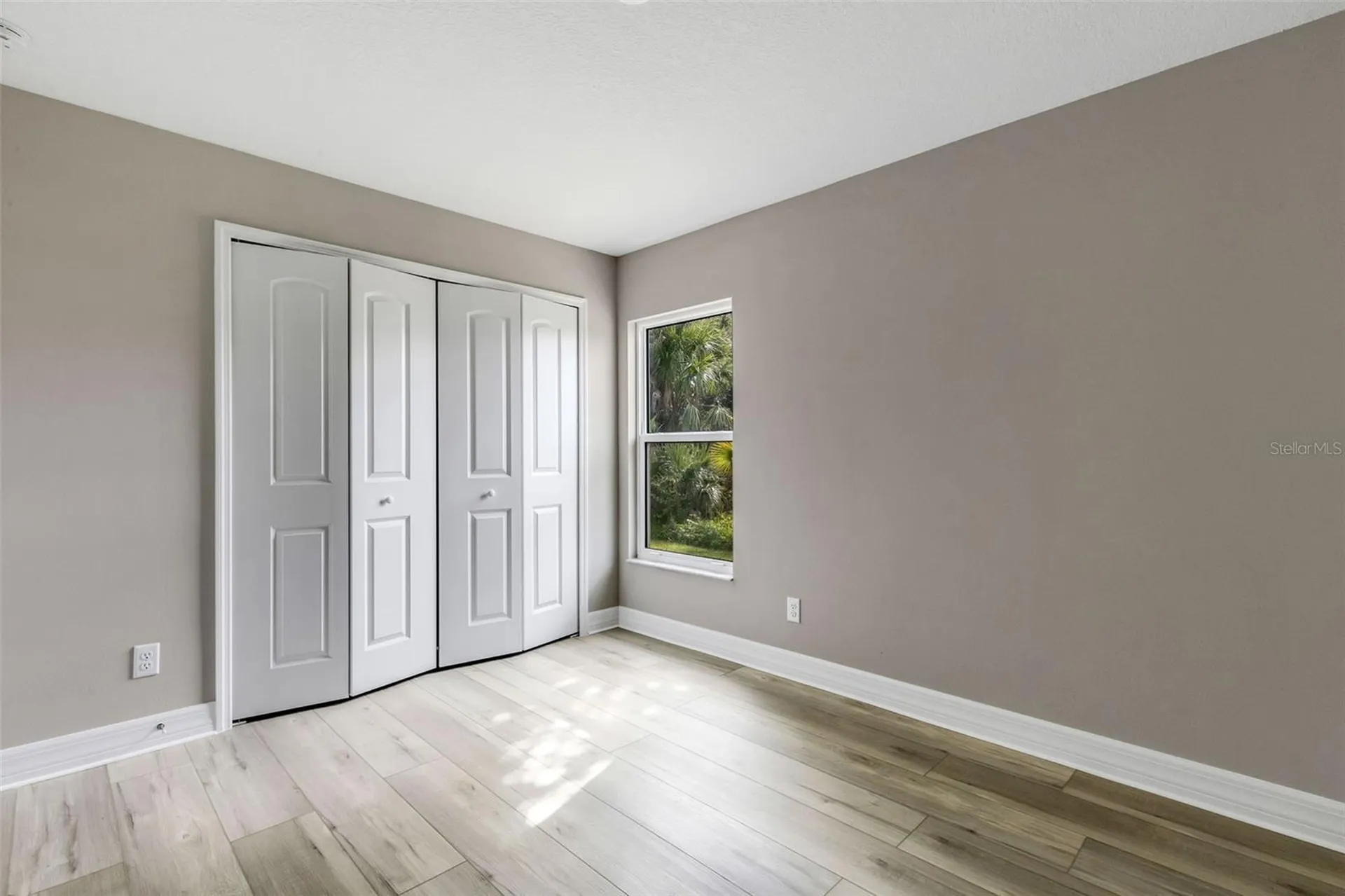 1183 Cedar Avenue Englewood FL 34223