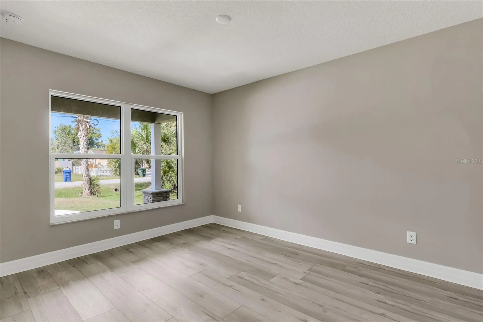 1183 Cedar Avenue Englewood FL 34223