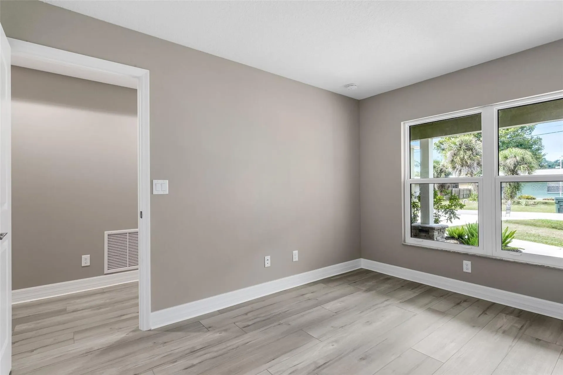 1183 Cedar Avenue Englewood FL 34223