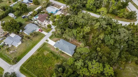 1183 Cedar Avenue Englewood FL 34223