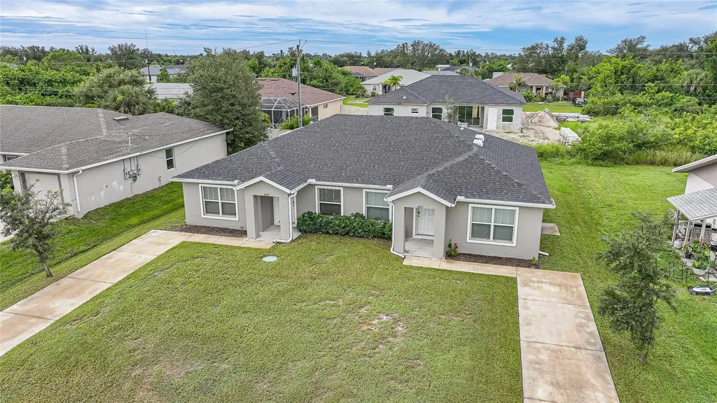 11057 & 11059 Pendleton Avenue Englewood FL 34224