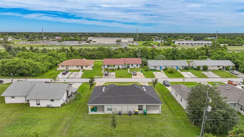 11057 & 11059 Pendleton Avenue Englewood FL 34224