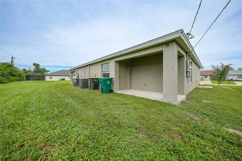 11057 & 11059 Pendleton Avenue Englewood FL 34224
