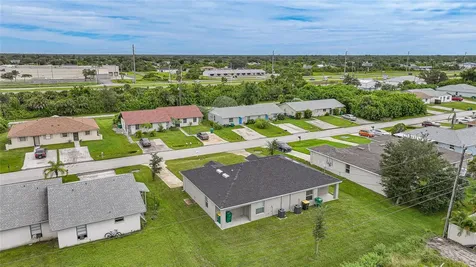 11057 & 11059 Pendleton Avenue Englewood FL 34224
