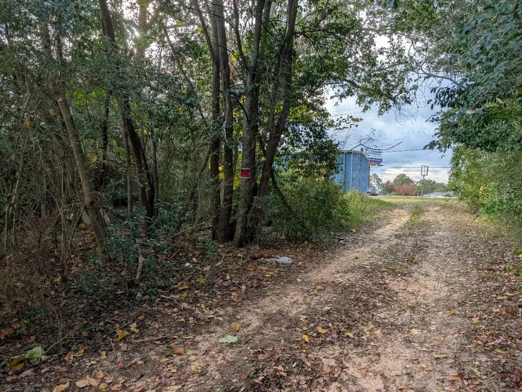 835 N Ferdon Boulevard Crestview FL 32536