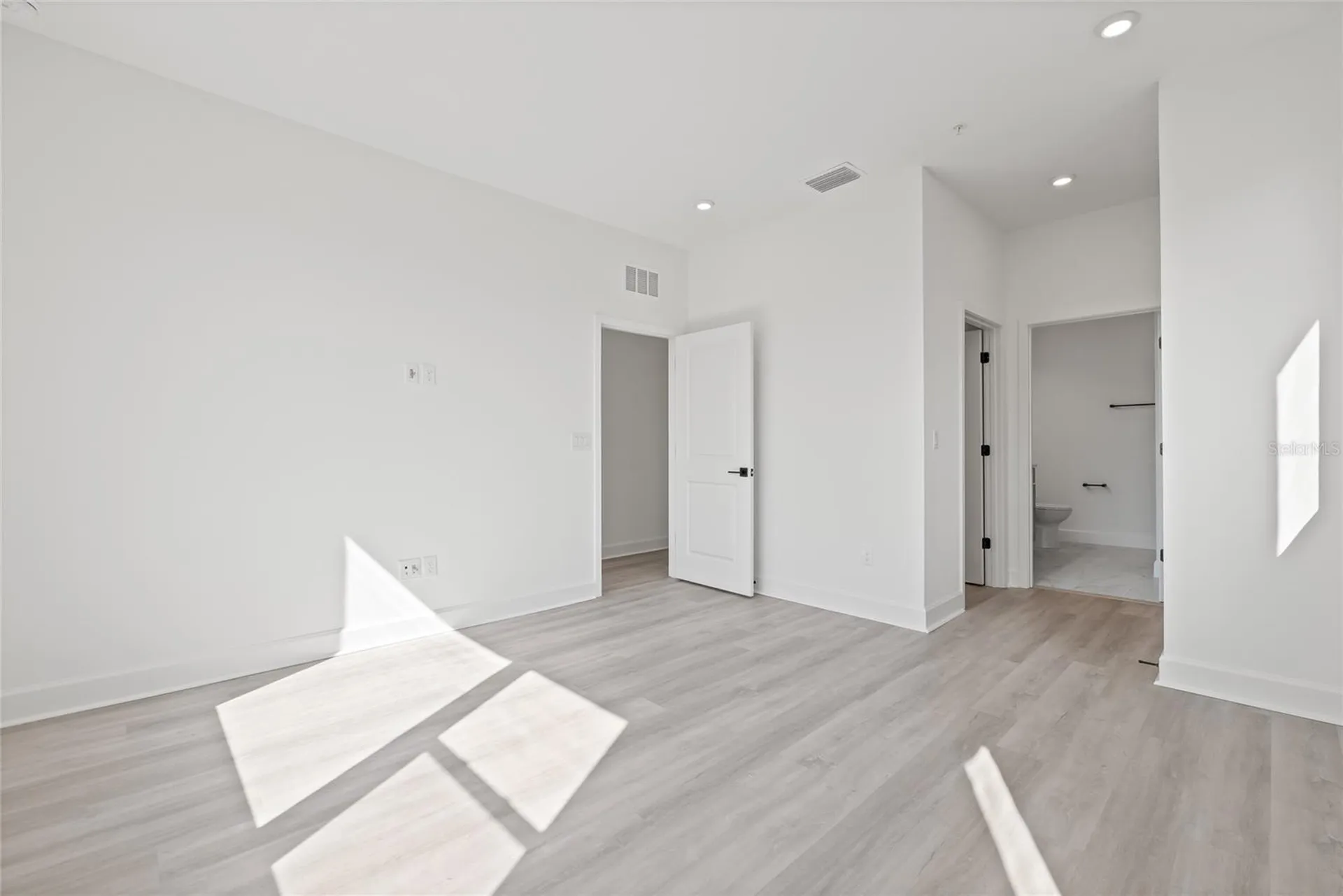 307 15th Street N St Petersburg FL 33705
