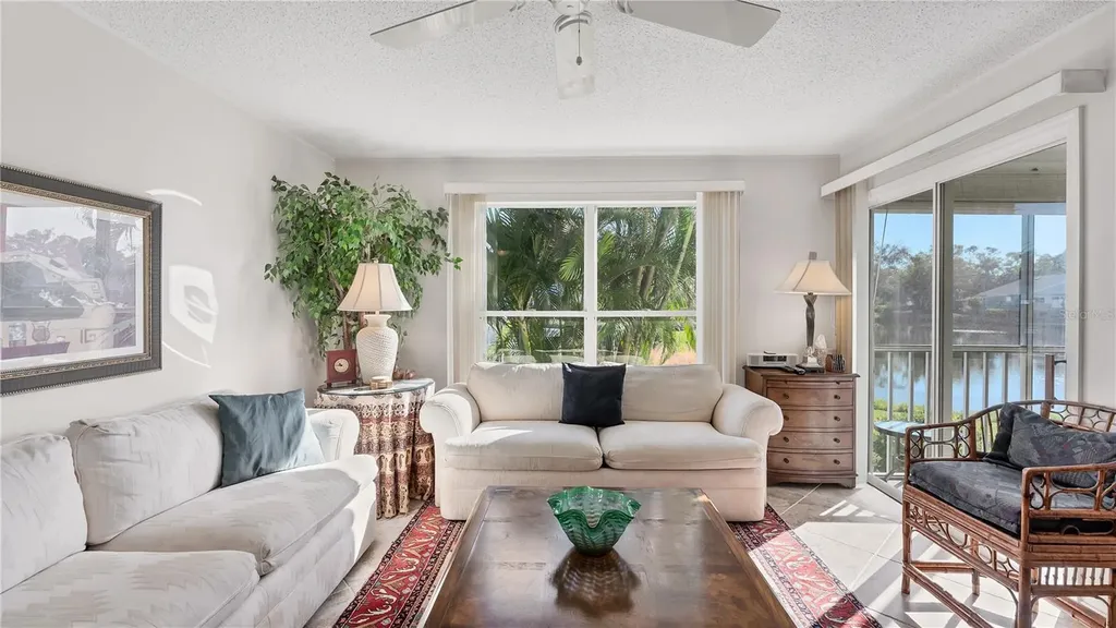 983 Sandpiper Circle Bradenton FL 34209