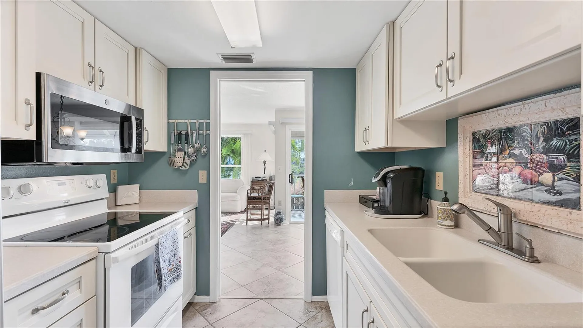 983 Sandpiper Circle Bradenton FL 34209