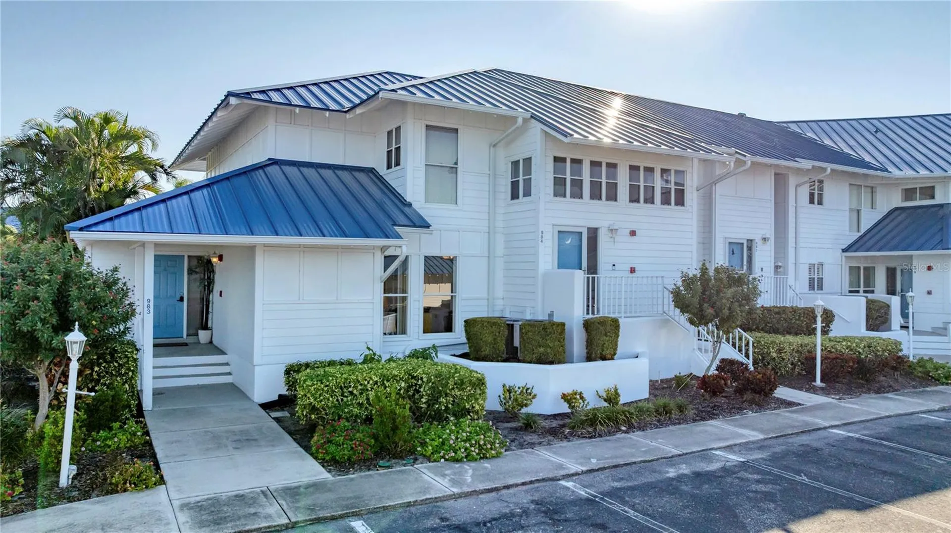 983 Sandpiper Circle Bradenton FL 34209