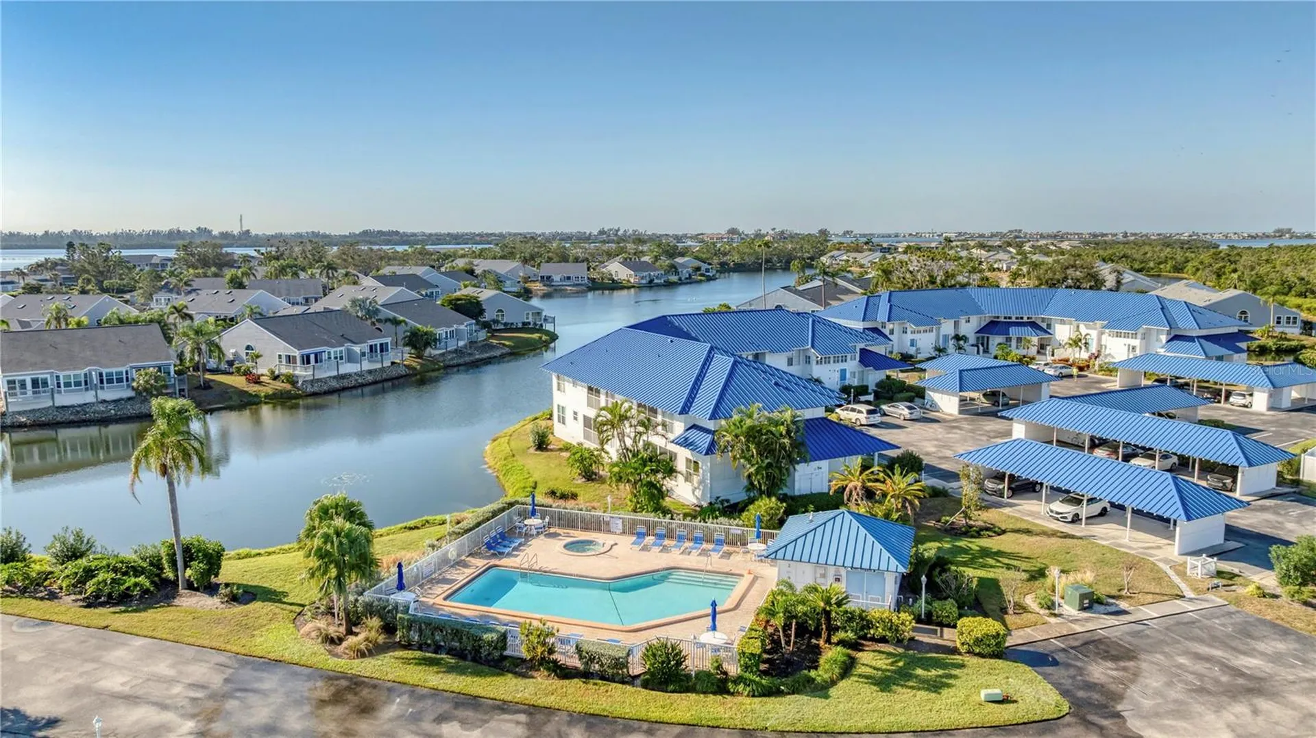 983 Sandpiper Circle Bradenton FL 34209