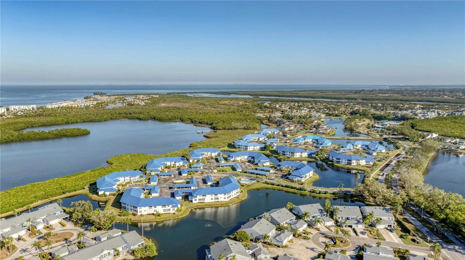 983 Sandpiper Circle Bradenton FL 34209