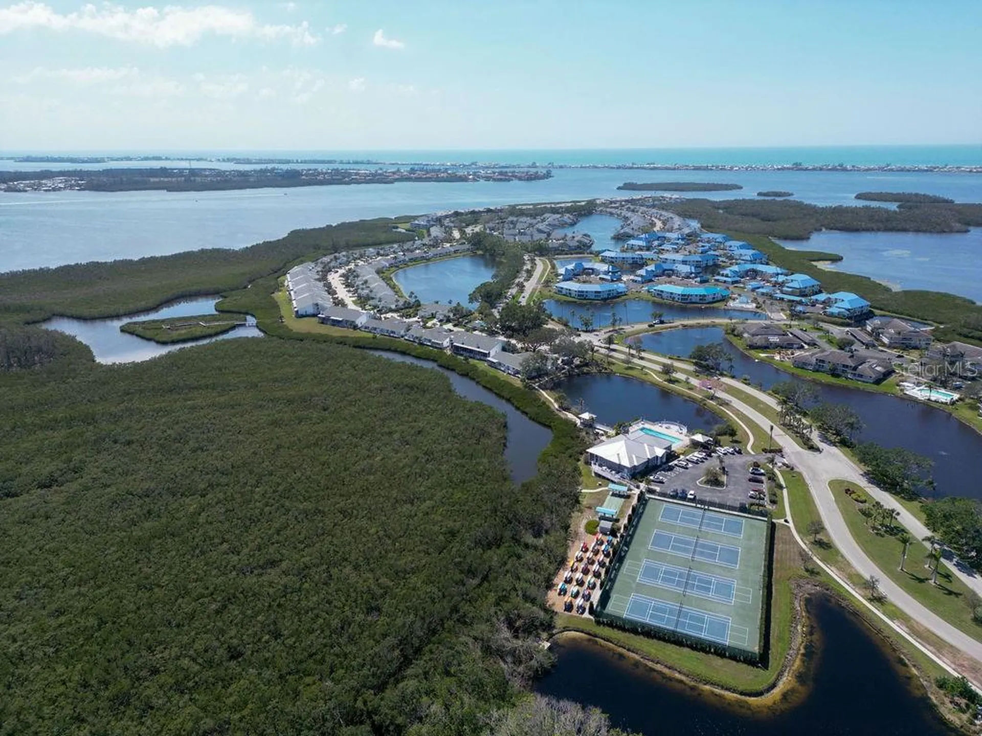 983 Sandpiper Circle Bradenton FL 34209
