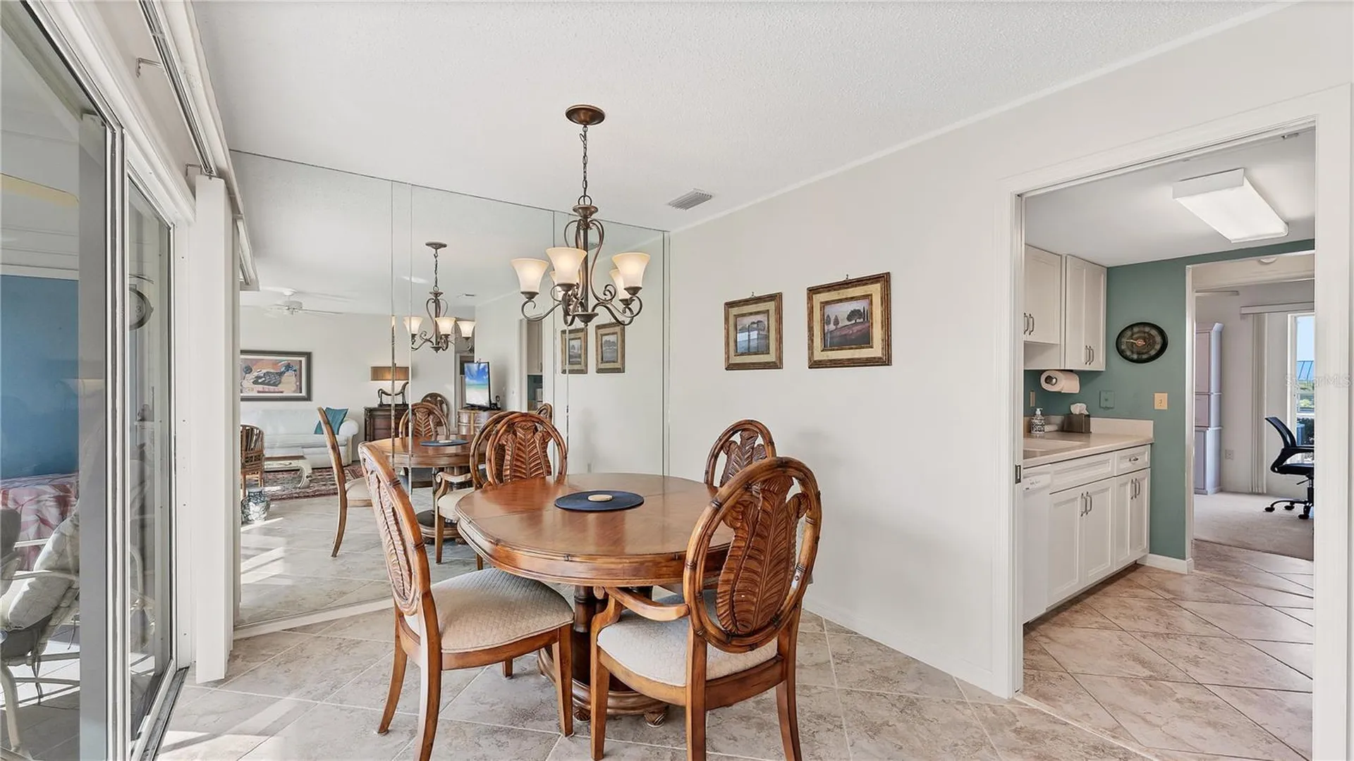 983 Sandpiper Circle Bradenton FL 34209