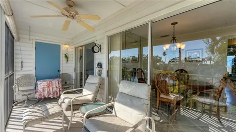 983 Sandpiper Circle Bradenton FL 34209