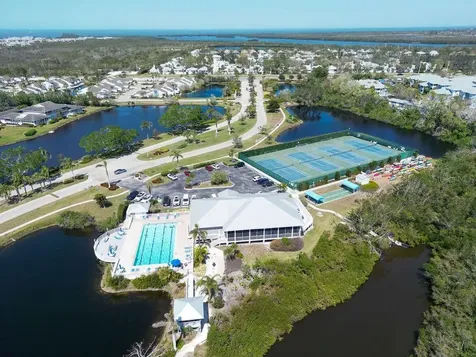 983 Sandpiper Circle Bradenton FL 34209