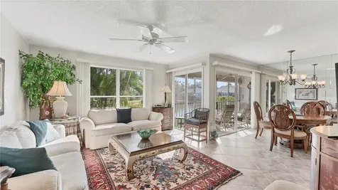 983 Sandpiper Circle Bradenton FL 34209
