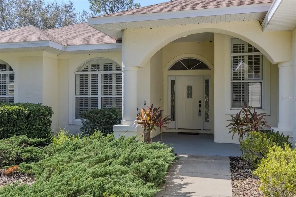 14 Ibis Court N Palm Coast FL 32137