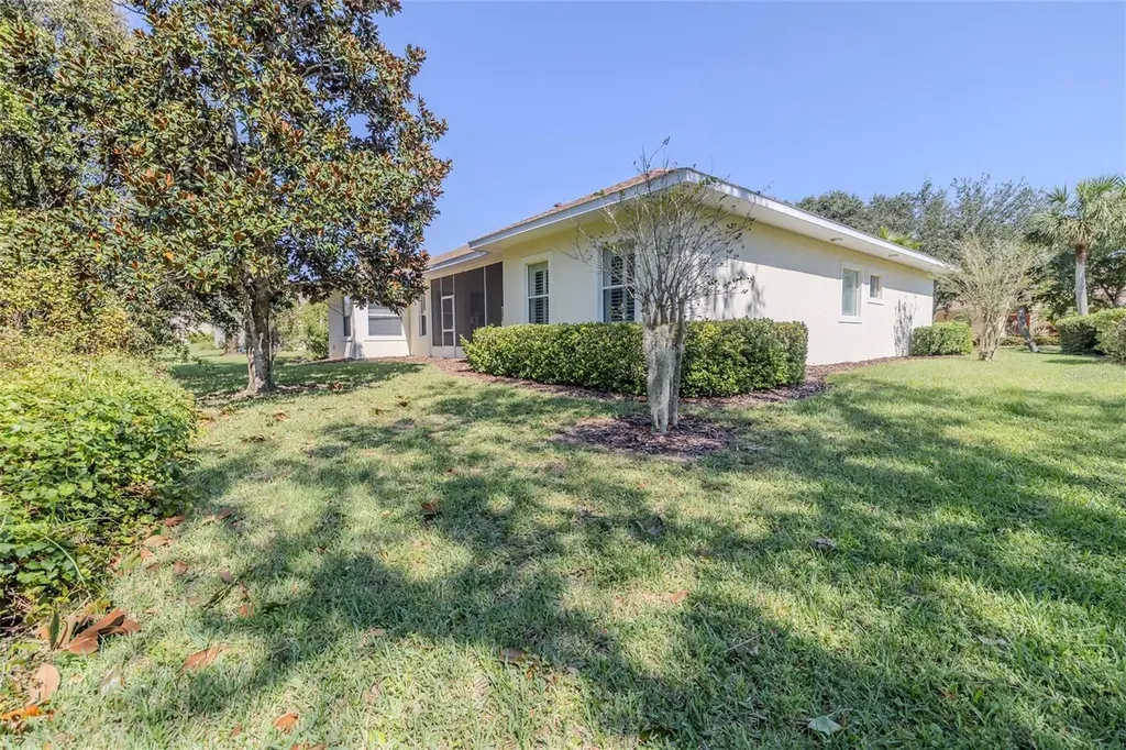 14 Ibis Court N Palm Coast FL 32137
