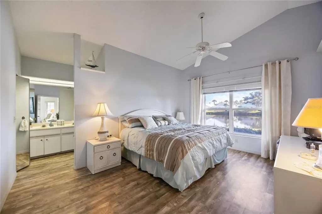 805 Harrington Lake Drive N Venice FL 34293