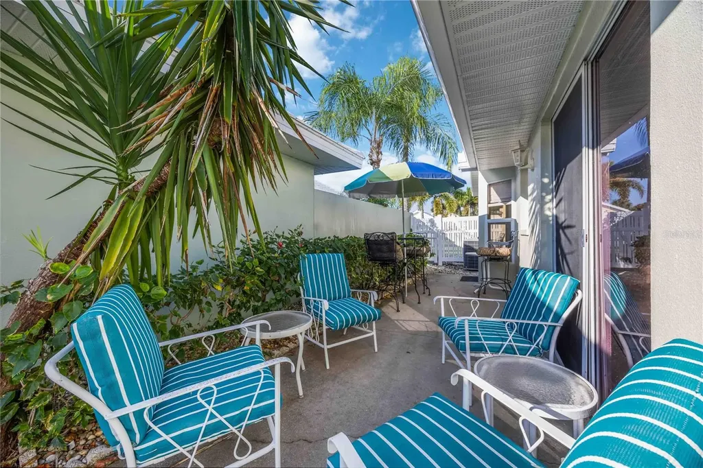 805 Harrington Lake Drive N Venice FL 34293