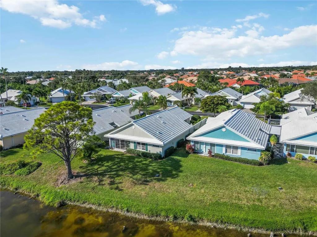 805 Harrington Lake Drive N Venice FL 34293