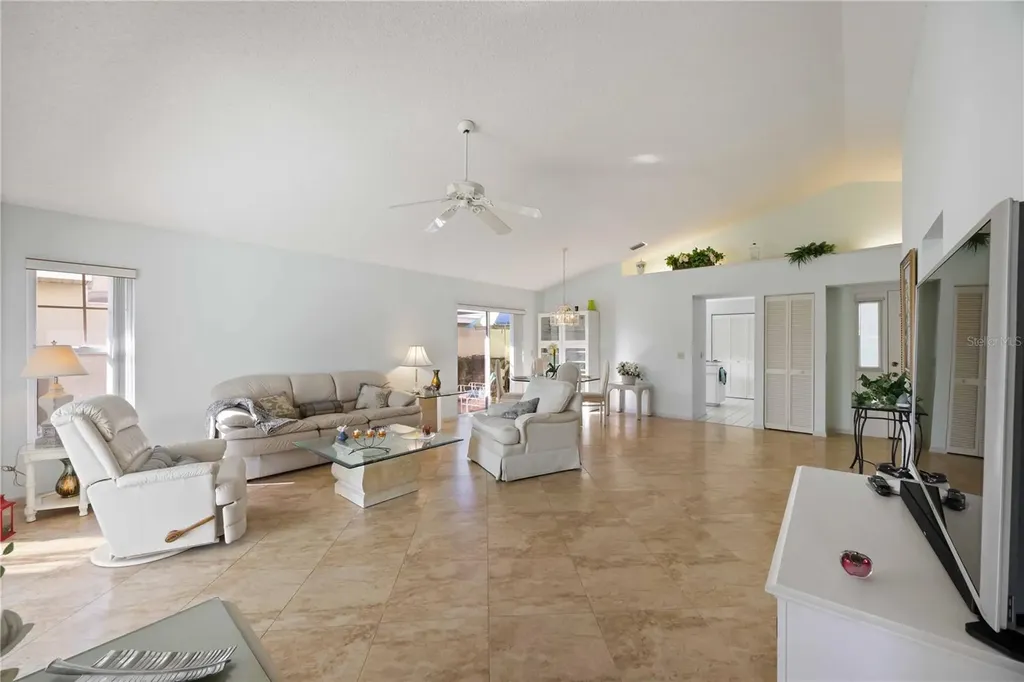 805 Harrington Lake Drive N Venice FL 34293