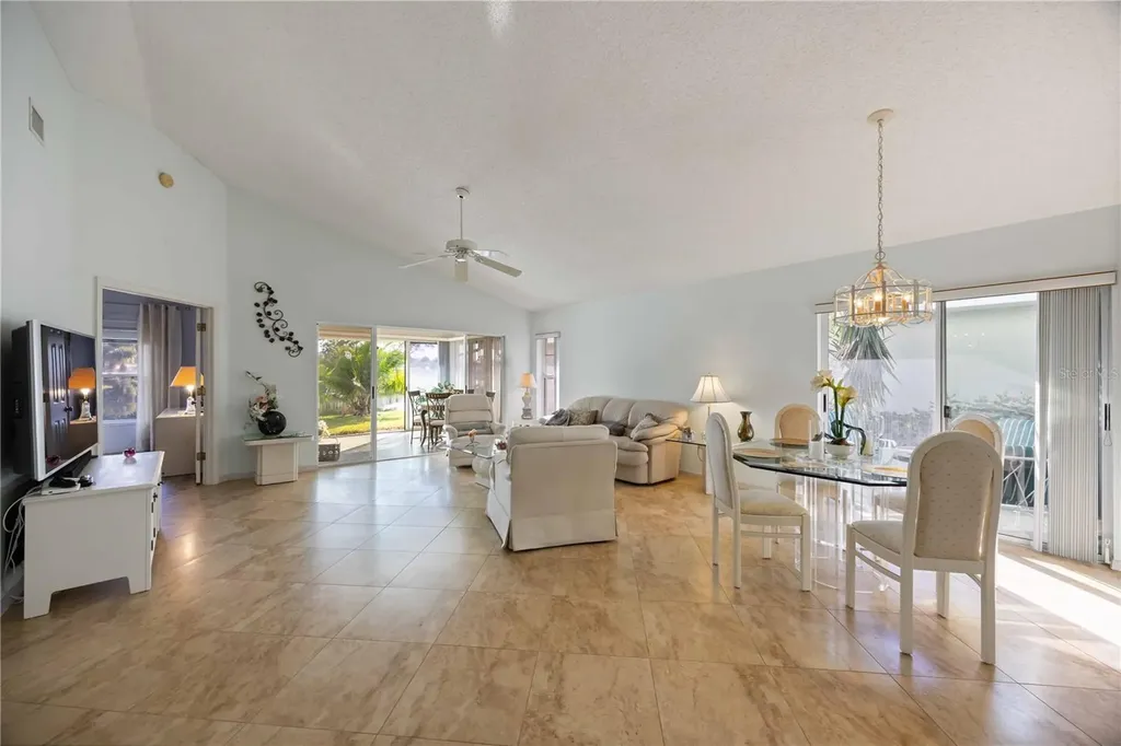 805 Harrington Lake Drive N Venice FL 34293
