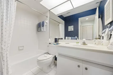805 Harrington Lake Drive N Venice FL 34293