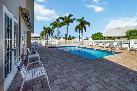 805 Harrington Lake Drive N Venice FL 34293
