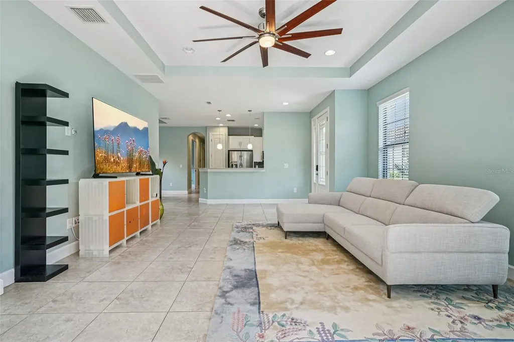 8433 Alberata Vista Drive Tampa FL 33647