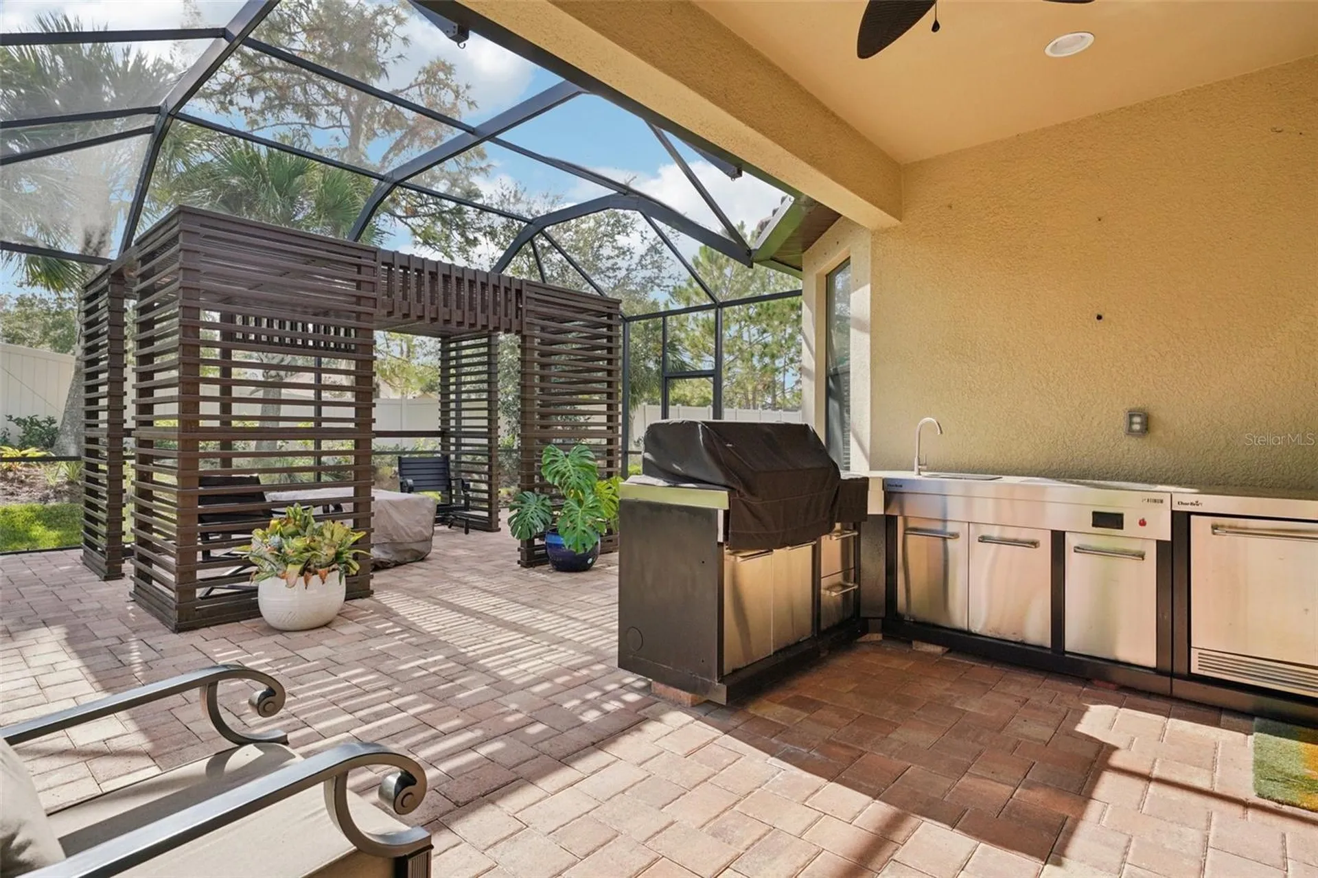 8433 Alberata Vista Drive Tampa FL 33647