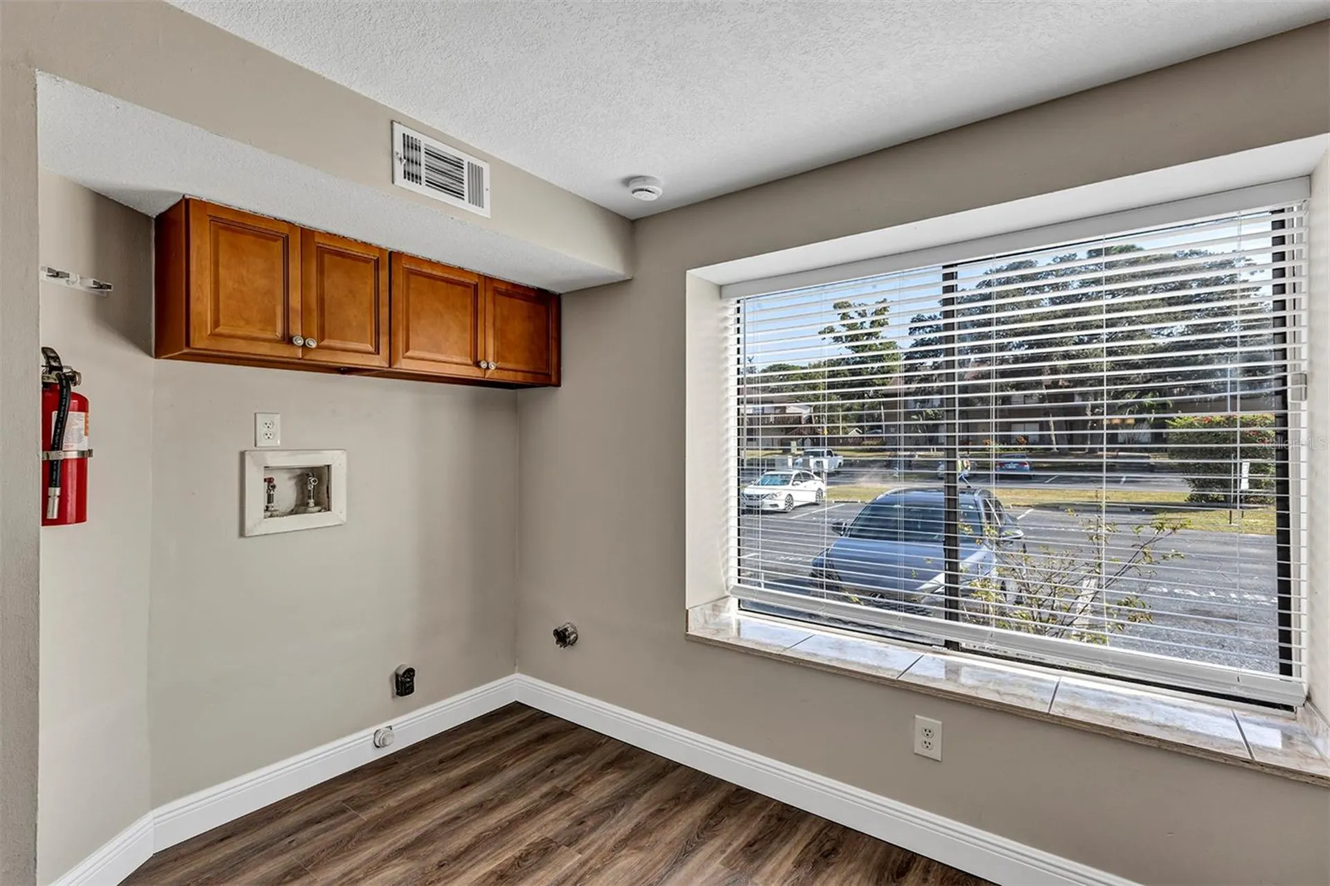 4904 Silver Oaks Village Orlando FL 32808