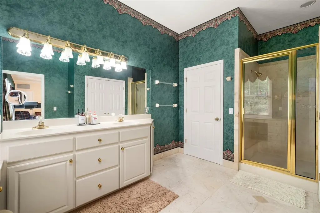 2551 Lakeview Drive Sebring FL 33870