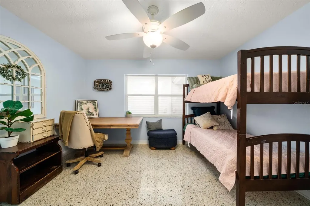 2551 Lakeview Drive Sebring FL 33870