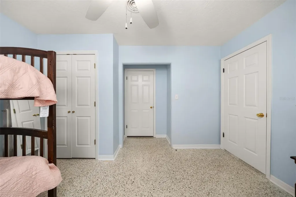 2551 Lakeview Drive Sebring FL 33870
