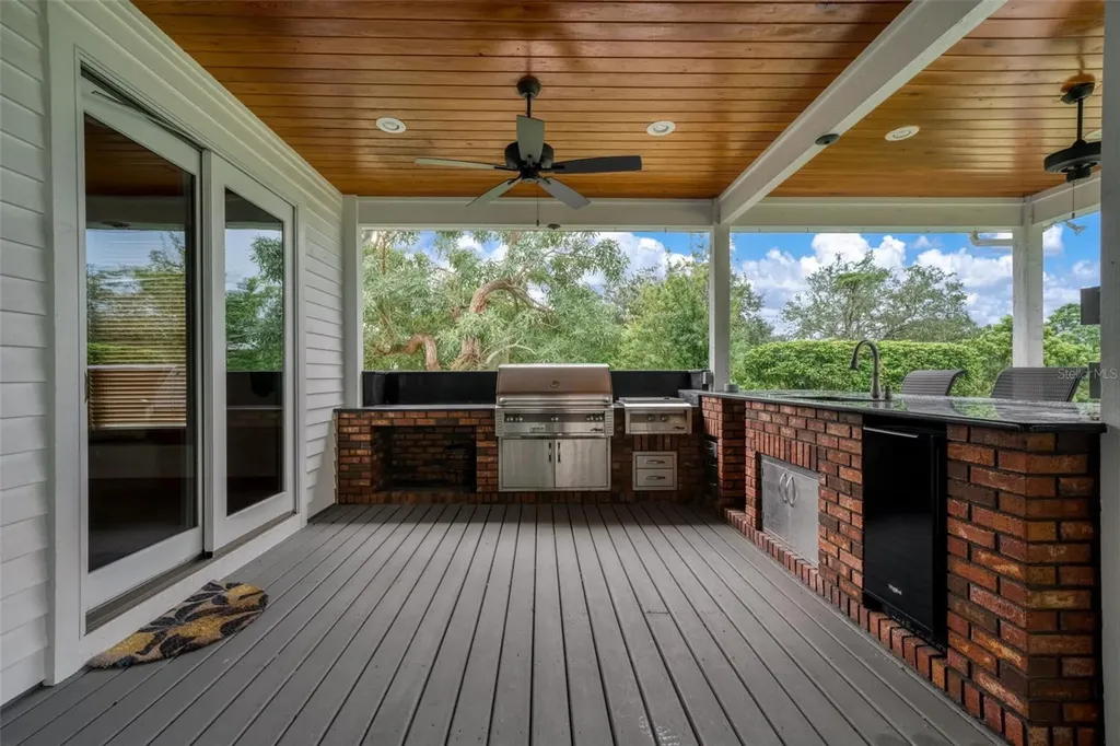 2551 Lakeview Drive Sebring FL 33870