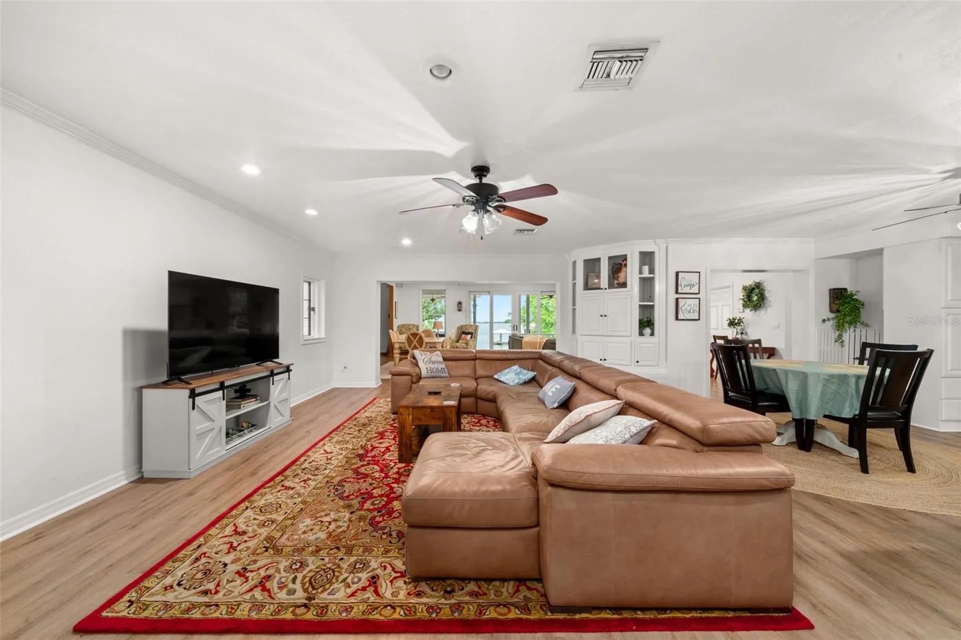 2551 Lakeview Drive Sebring FL 33870