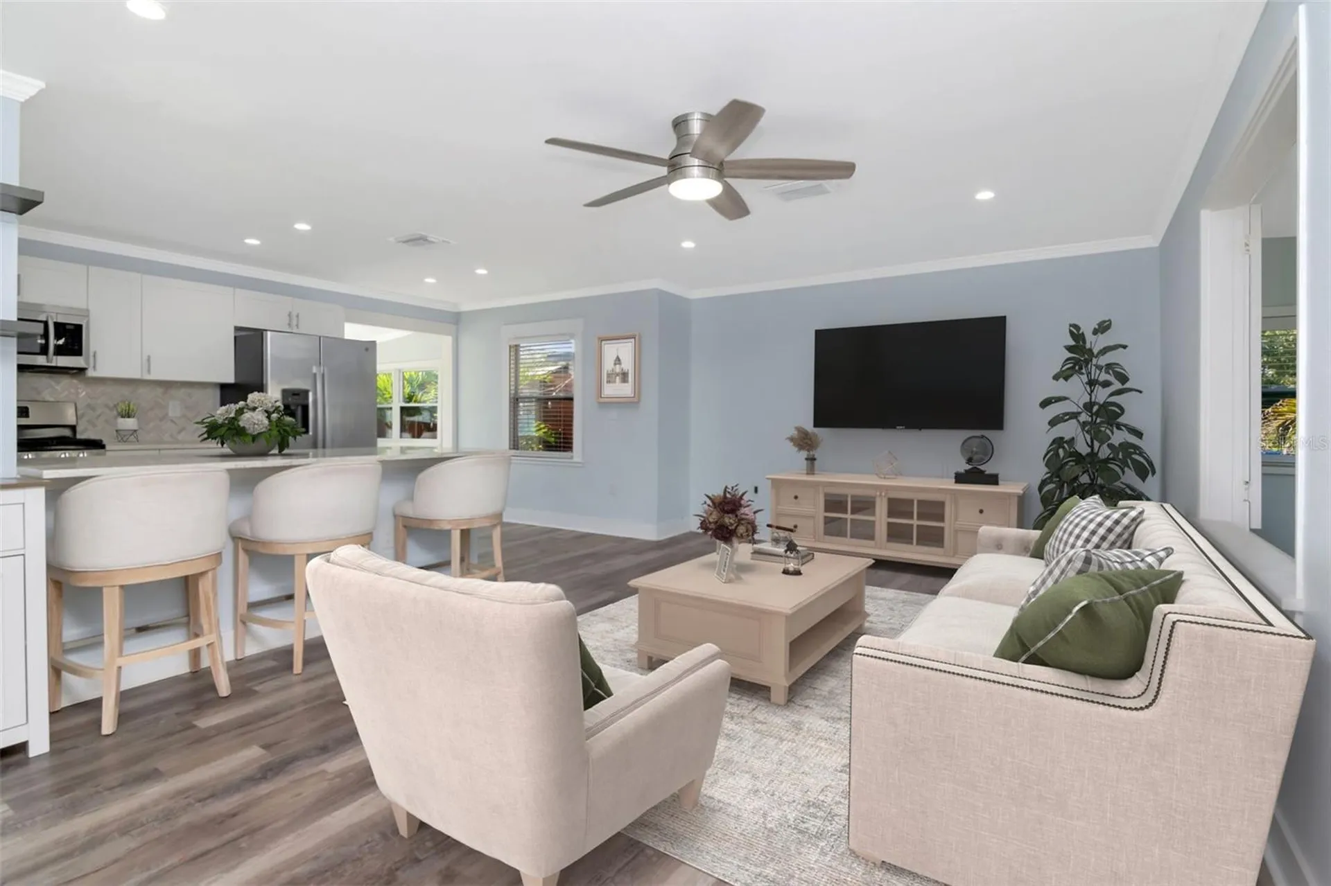 3814 6th Avenue N St Petersburg FL 33713