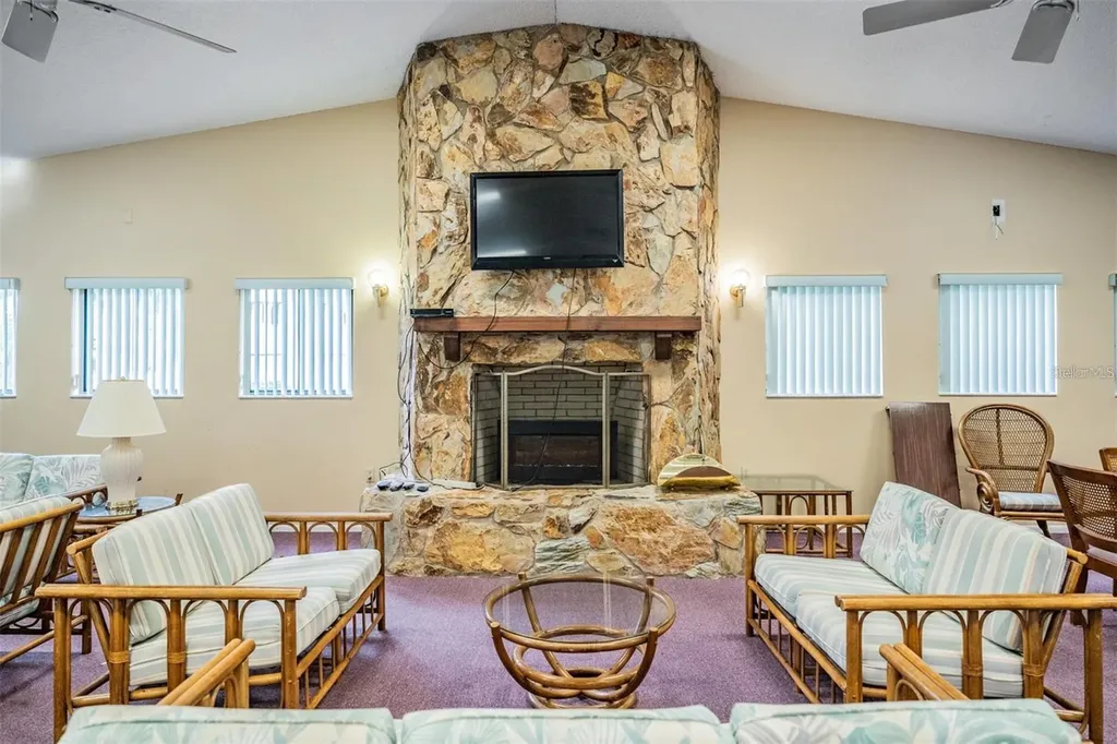 612 Baldwin Avenue Safety Harbor FL 34695
