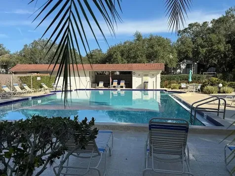 612 Baldwin Avenue Safety Harbor FL 34695